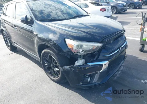 2018 Mitsubishi Outlander Sport 2.0 Le z USA, uszkodzony, nr VIN JA4AP3AU3JU008178